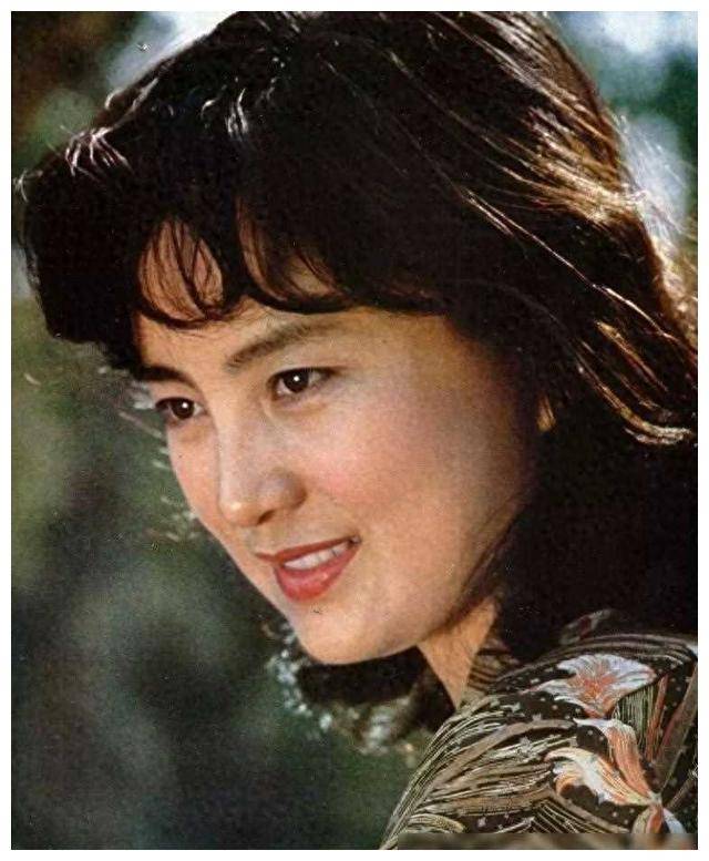 原创张金玲重新出发离婚带儿子迎接新生活不再受束缚