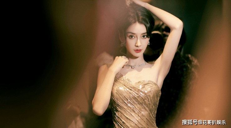 尤其是嘉宾名单公布后,深深刺激到了angelababy杨颖粉丝,直接建立个