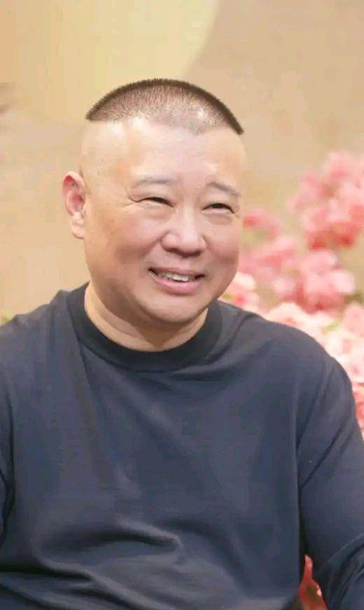 曹云金这一招高明郭德纲直播间刷火箭直接从徒弟干到榜六大哥