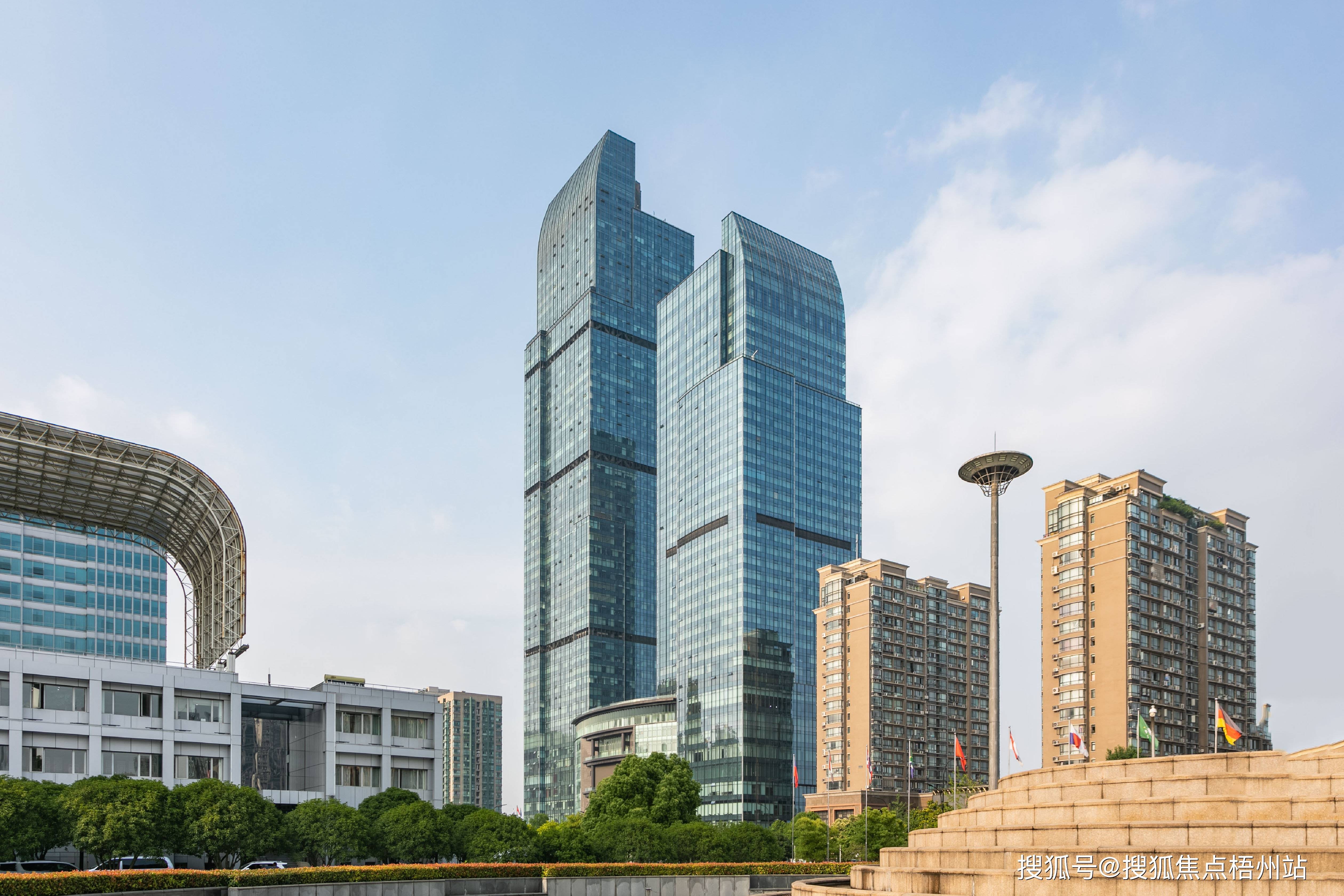2024年杭州雷迪森财富中心物业公司是哪家呀i管理费多少呢