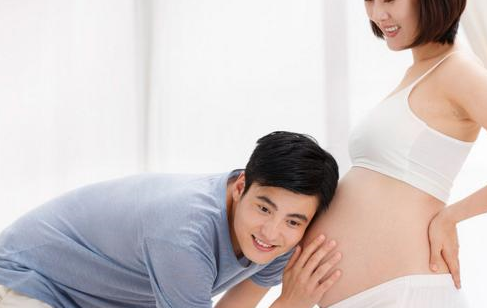 两个小动作帮你顺利分娩!_顺产_安顺_妈妈