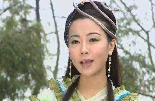 大s在剧中饰演雪魄大仙,大s的扮相还是仙气十足的.