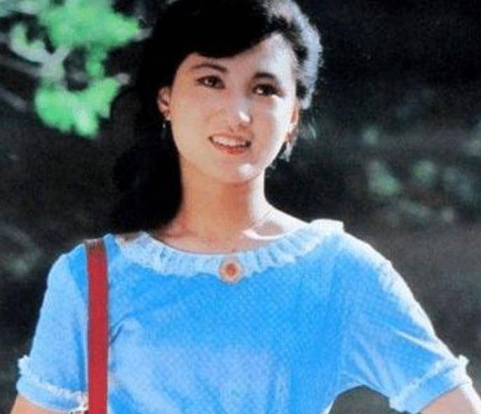 原创10位爱情干净的老戏骨最长65年最短30年这才叫榜样