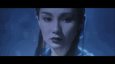 原创徐克的青蛇香艳撩人原来张曼玉玩的尾巴藏着这么深的暗示