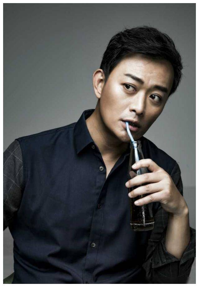 黄海冰再婚拒绝丁克,宣称人生最佳抉择,前妻已成过去!