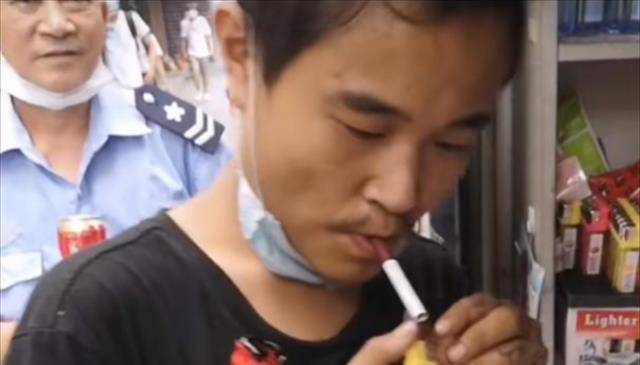 原创山寨机鼻祖陈金陵负债千万妻子跑路如今痴傻流落街头