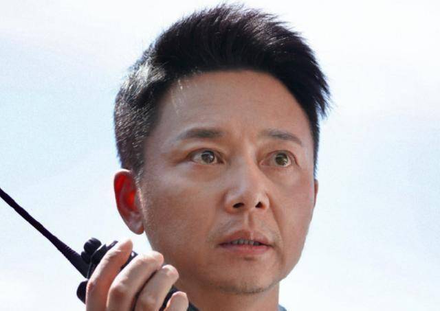 原创原创10年无戏拍45岁演反派走红51岁的刘奕君凭借开端再次翻红