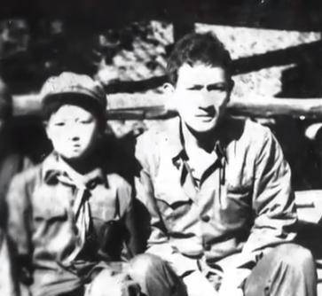 原创父亲抓捕毒贩时被炸死17年后他成为缉毒警察生命定格在了36岁