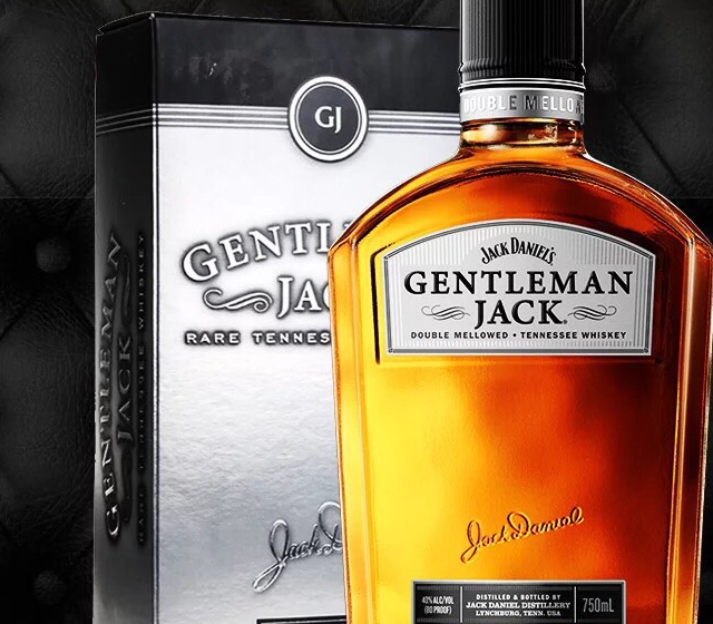 原创哪些洋酒值得买适合30岁以上的男性这些好酒不容错过