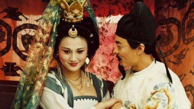 唐朝真是以胖为美吗看到杨贵妃的真实体重后女孩就笑不出来了