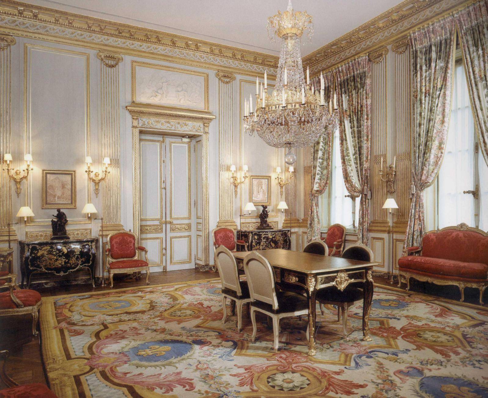 哪家的装修公司比较好别墅豪宅设计公司tbe贵族生活艺术大师