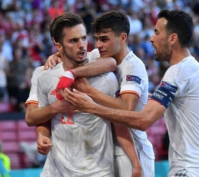 2大边缘国脚拯救西班牙,恩里克一战击碎质疑 握拳怒吼_进球_克罗地亚