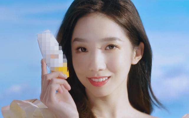 原创孟美岐胖了穿炫腹装拍宣传片腰上挤出两层赘肉过于真实