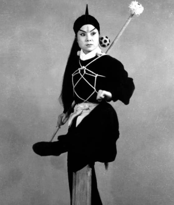 原创1月还没过半就有10个名人去世最小24岁最长95岁