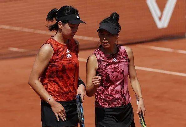 38岁老将再添胜绩谢淑薇女双2比0晋级冲击冠军殿堂