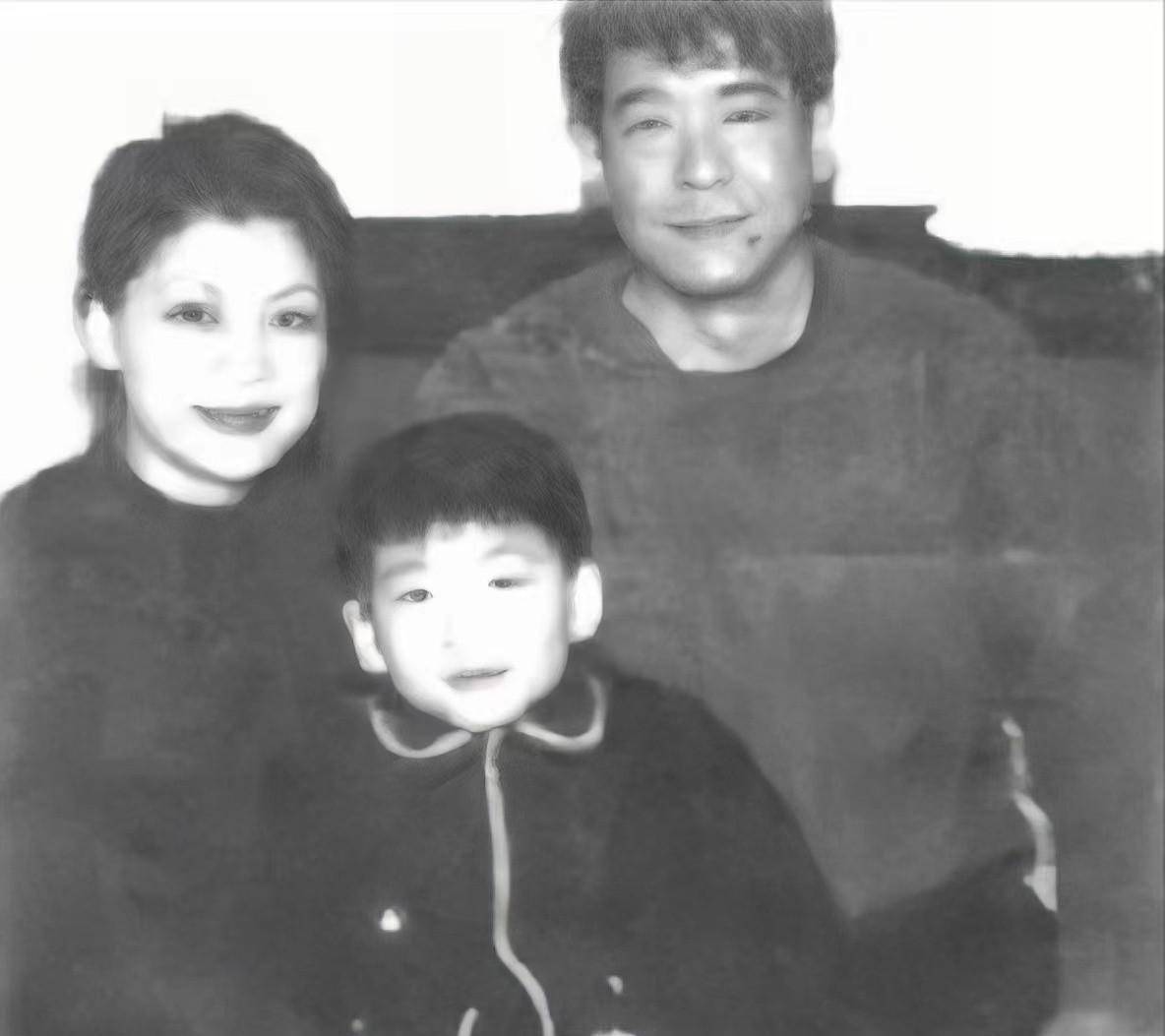 原创三年内痛失双亲当红时隐退嫁给普通人恩爱31年范琳琳怎样了