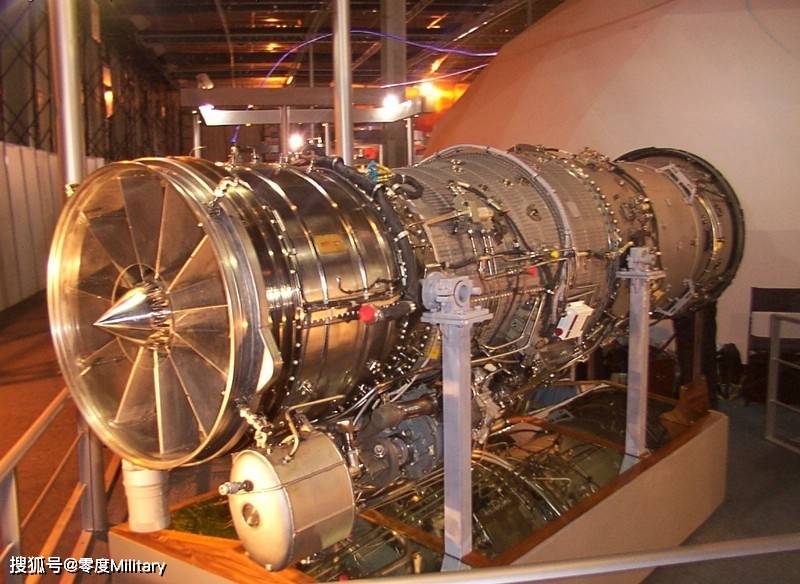 动力装置原本采用印度国产的gtre gtx-35vs"卡韦里"涡扇发动机,但由于