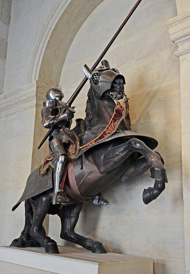 中世纪荒谬猎奇的手抄本插画,究竟隐含着什么意义?_蜗牛_骑士_兔子