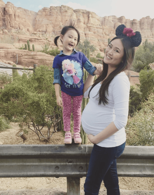 李小鹏是一个练体操的运动员,21岁的李小鹏第一次见到了14岁的李安琪