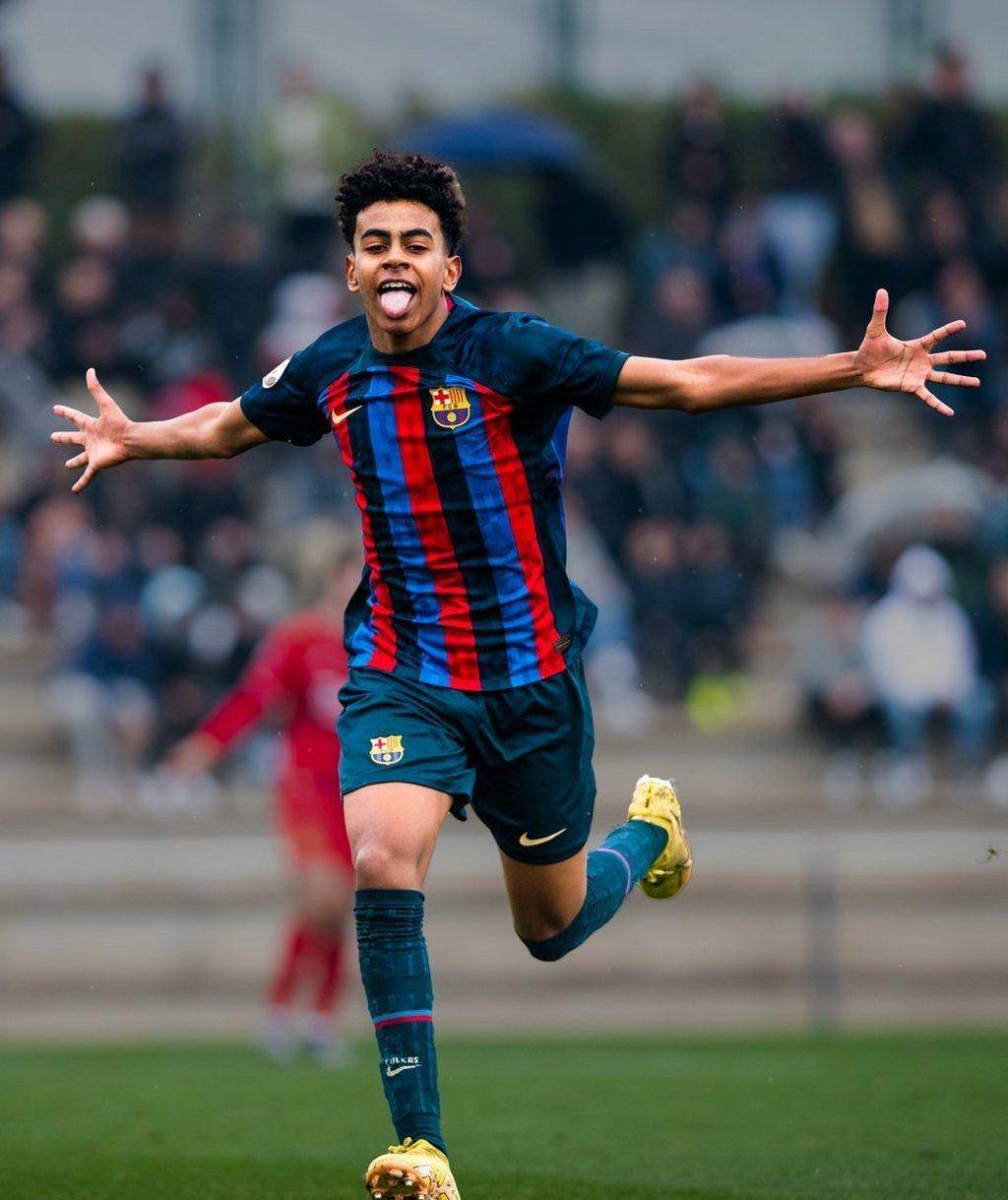 原创连轴转巴萨天才夏天或连续踢欧洲杯奥运会佩德里曾险因此报废