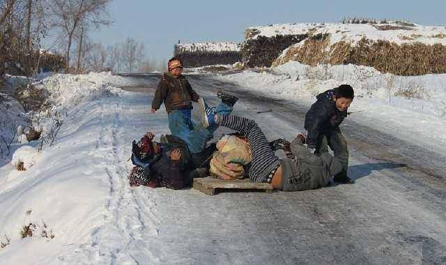 原创农村最早一批80后如今怎样了人到中年身不由己更多的是心酸