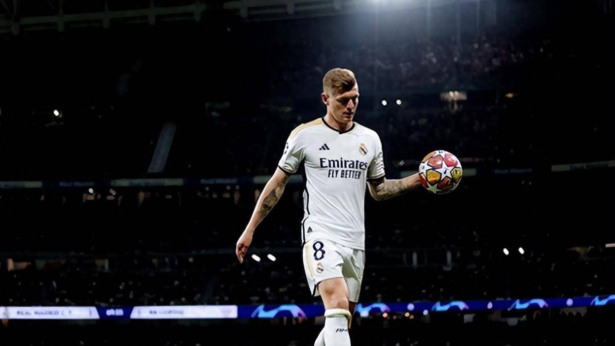 原创正式确定皇马34岁巨星留队10年揽21冠比肩齐达内羡煞c罗