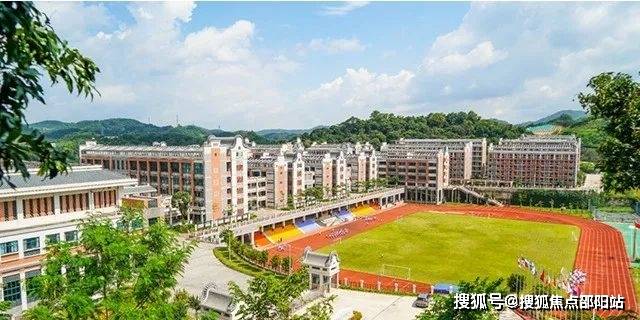 有初三统测优秀率达91%的二中苏元学校,铁英中学已招生开学;香港大学
