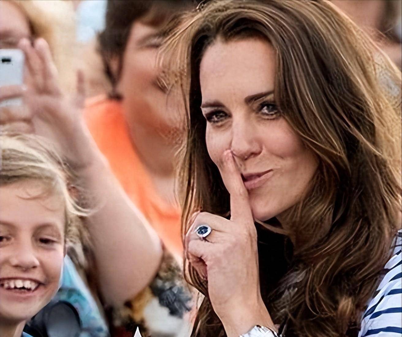 凯特的消失不是意外而是蓄谋已久目的是为了帮查尔斯和安德鲁