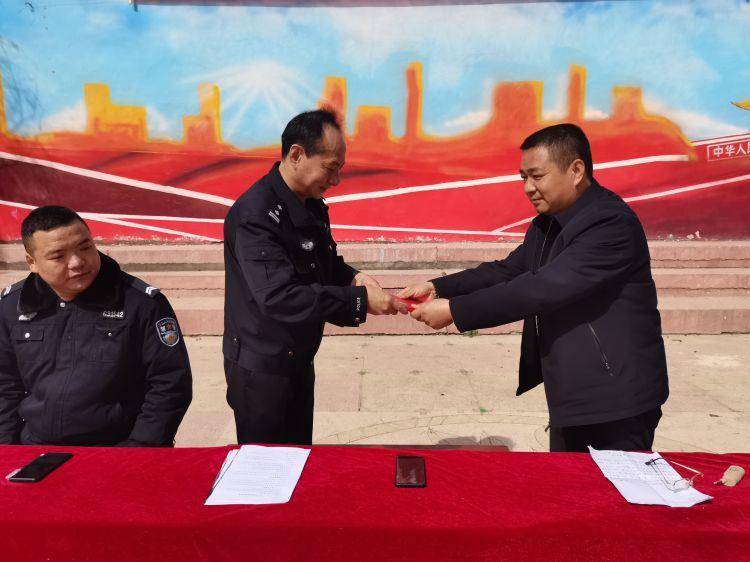 校园安全无小事平舆县古槐四小举行防欺凌霸凌法制安全报告会