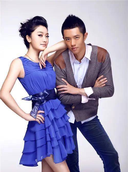 原创原创24年之后再看曾毅玲凤凰传奇的处境才明白五五分成的重要性