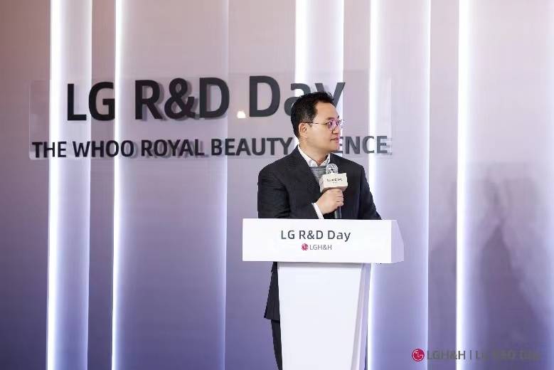 公司的首席技术官姜来圭(译)表示:"中国市场始终是lg生活健康最为重要