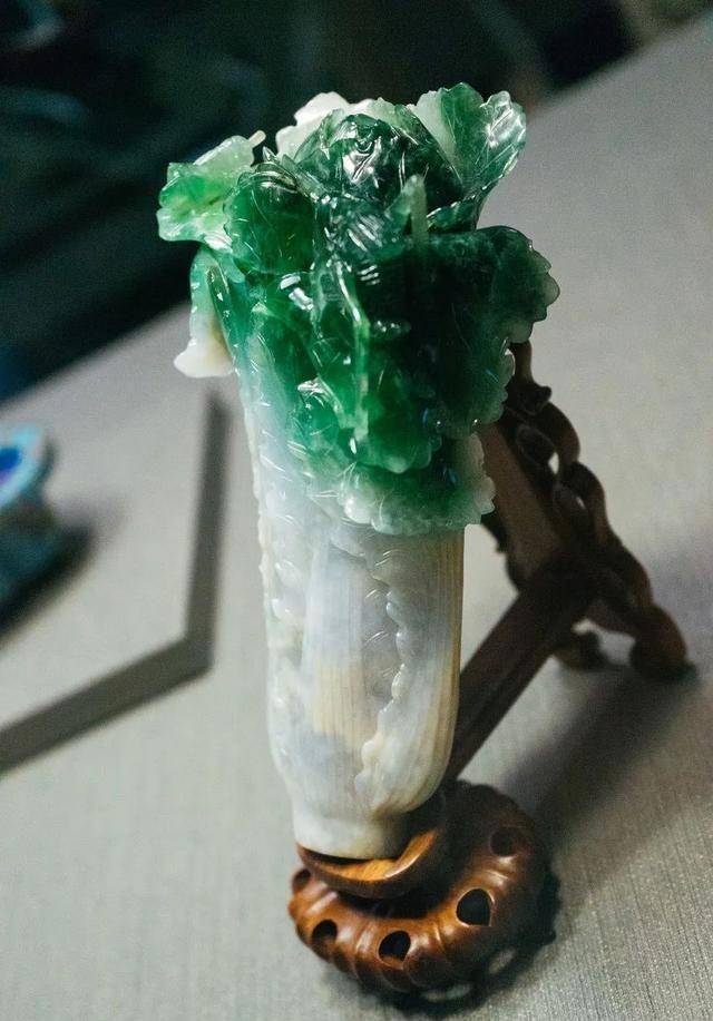 翡翠白菜天下无双巧夺天工寓意美好据传是光绪妃子瑾妃的嫁妆