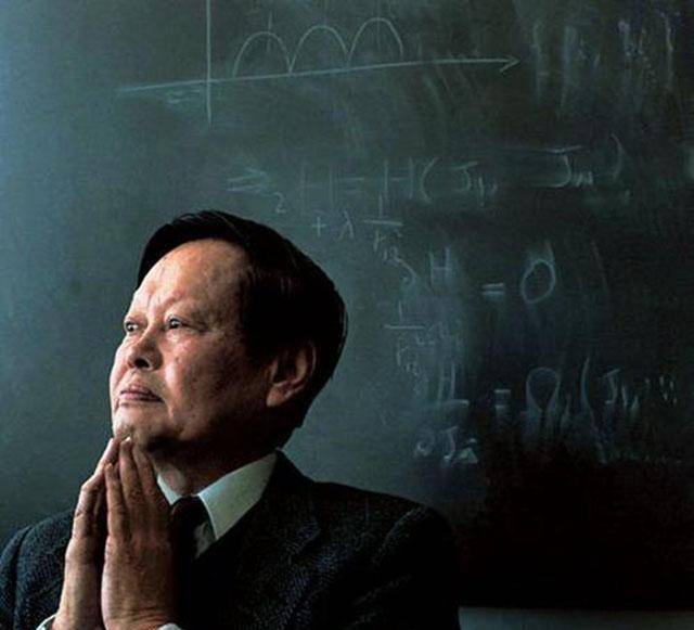 原创杨振宁为何被众人黑得体无完肤其4个原因令他背负臭名多年