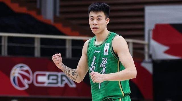 对于汤杰在扣篮大赛的表现,矣进宏