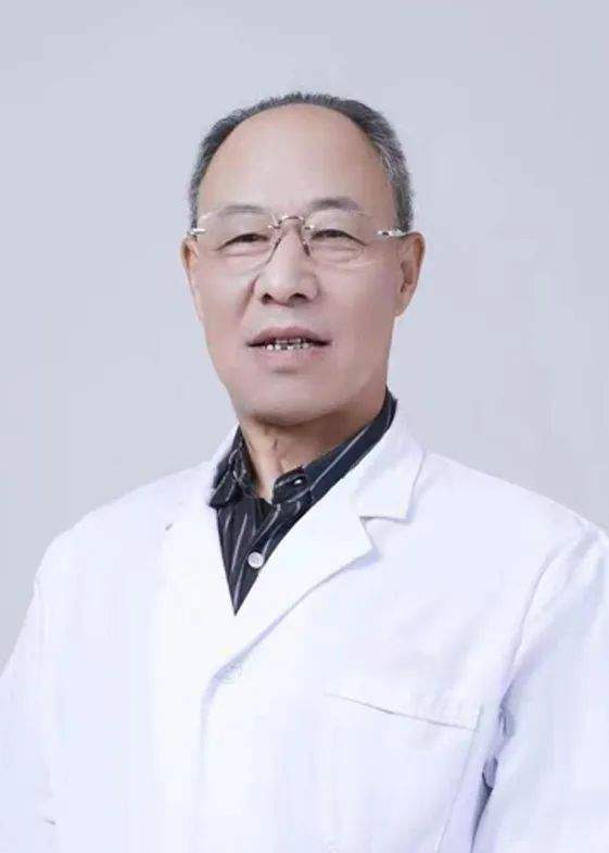 陕师大天桥下这家中医馆口碑医生真多