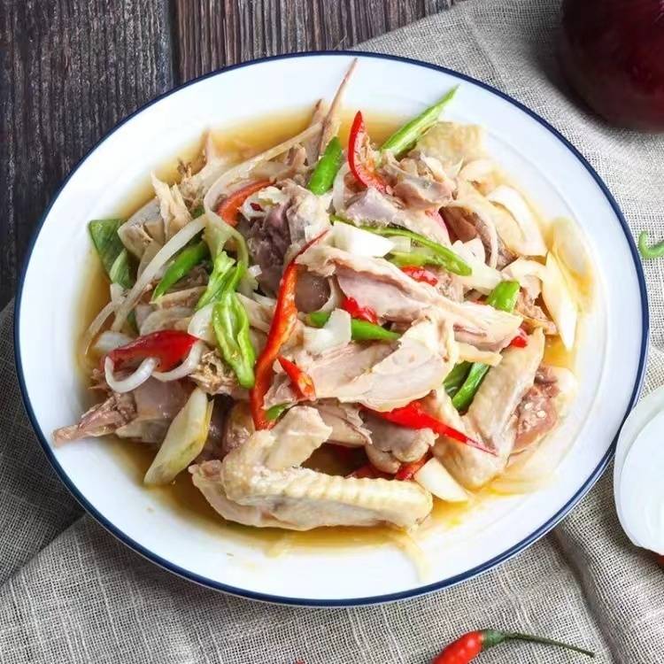 恭喜"想你辣椒麻鸡"荣获2024年度新蔡县首届《舌尖上的美食》评选活动