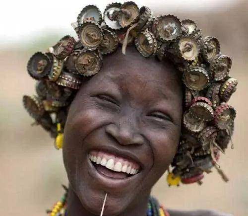 原创非洲民族为何如此酷爱首饰除了生殖崇拜还有神秘力量
