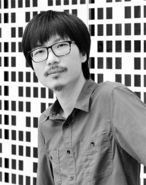 上图中的诗名为《晚安》,是乌青谈恋爱时所作,整首"诗"一直在不断重复