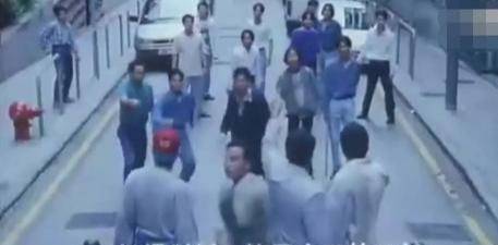 原创原创28年前的一个深夜黄朗维怒扇梅艳芳一耳光次日被砍成重伤遭