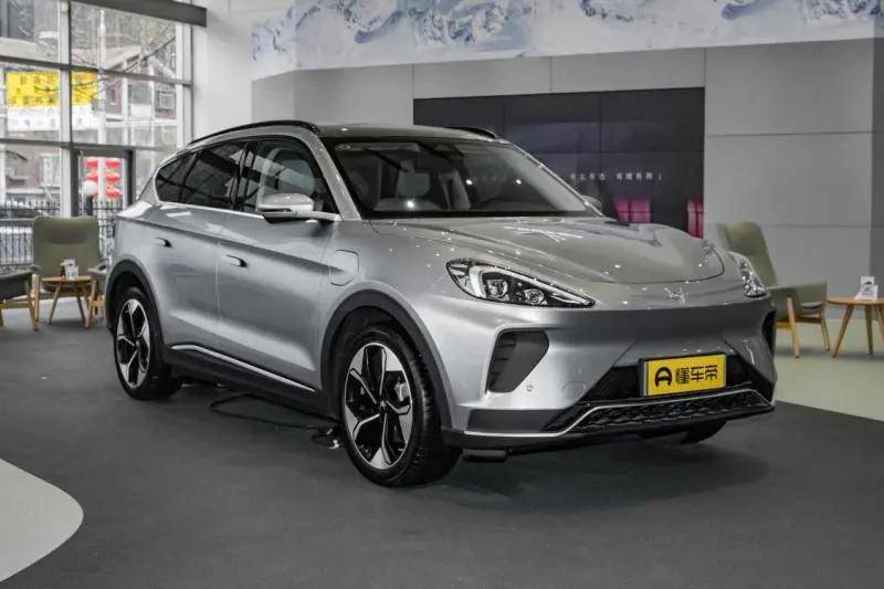 详解arcfox极狐阿尔法t的infinity音响系统,同级车中表现如何?