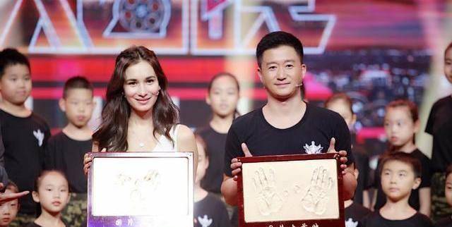 徐嘉雯_电影_卢靖姗