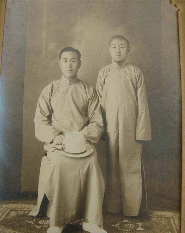 徒弟极具天赋,却因女人得罪人,师父怕徒弟遭陷害,甘愿承担后果_于震田