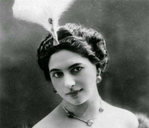 原创女间谍玛尔塔哈里真容有多美头颅做了防腐被博物馆小心保存