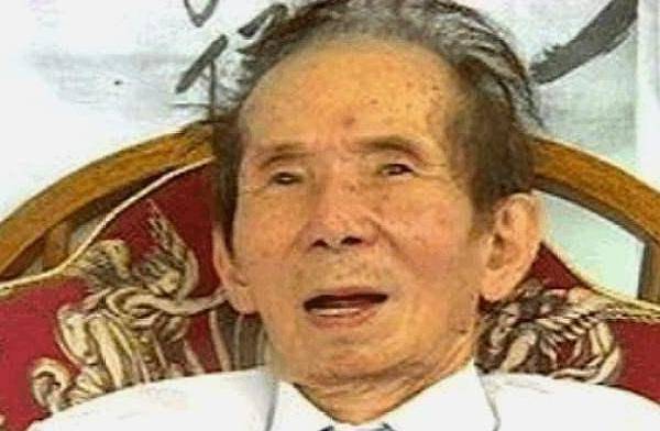 徐海清不仅在港湾地区非常出名,他在日本的黑道界也享有特别高的地位