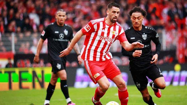 法兰克福有着主强客弱的特点,球队的防守能力不俗,目前排在联赛中上游