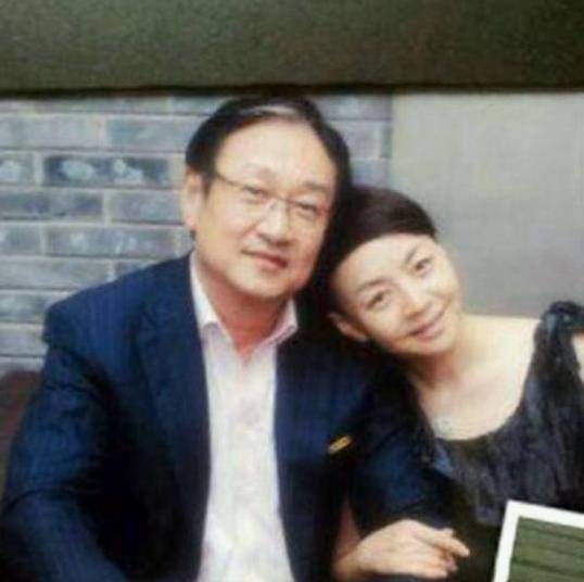 原创宋丹丹三婚携子嫁豪门和丈夫前妻成闺蜜我知道分手有多疼