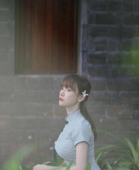 原创张檬懒理网络传闻穿上旗袍大秀好身材网友没看名字我以为是哪个网