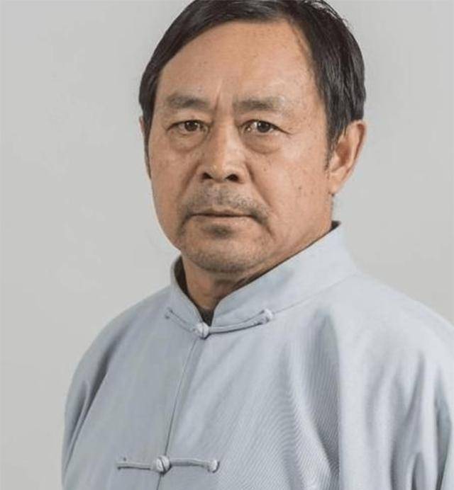 马保国vs拳击爱好者王庆民30秒被打倒4次太极宗师也落马