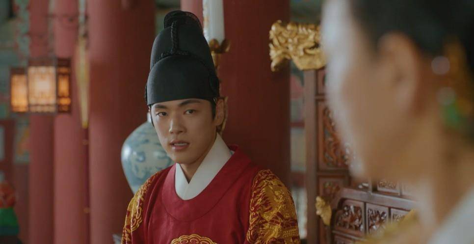 原创哲仁王后首播收视狂飙申惠善女儿身男人魂与金正贤谈男男恋