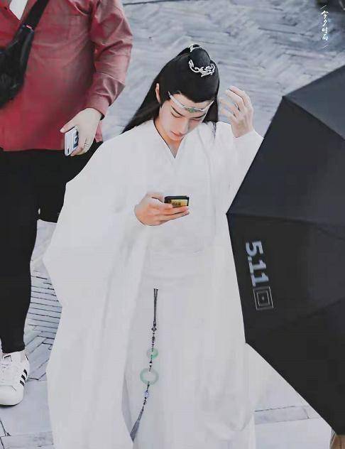 原创有匪电视剧即将来袭官宣王一博搭档赵丽颖绝配组合